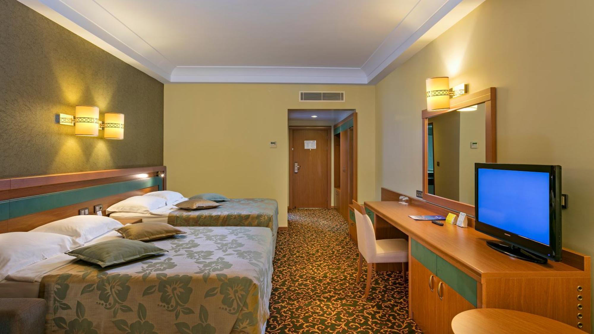 Oezkaymak Select Resort Алания Номер фото